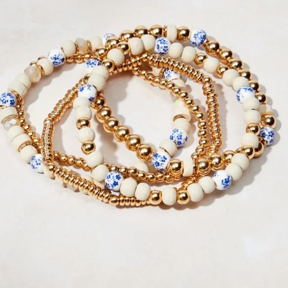 NWT Altar’d State Willow Beaded Bracelet Set - Picture 4 of 4